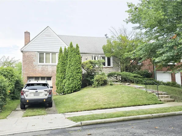 2817 215th Place, Bayside, NY 11360