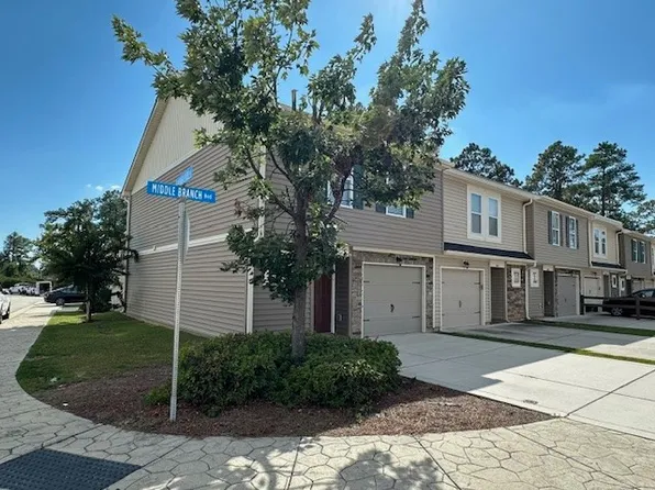 2664 Middle Branch Bnd, Fayetteville, NC 28304