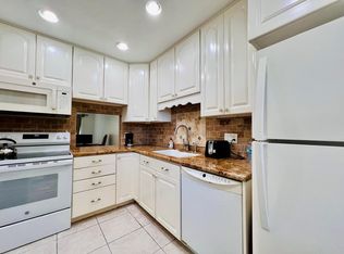 150 Lake Meryl Dr APT 247, West Palm Beach, FL 33411