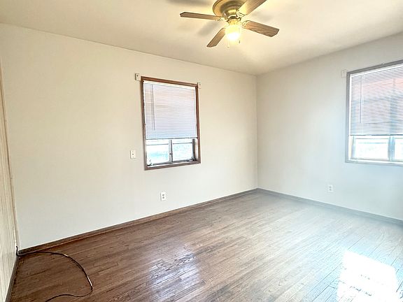 3rd image of 2816 Duncan Dr Unit 2