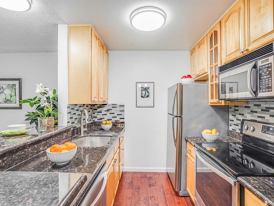 361 Half Moon Ln, #201 Daly City, CA, Anthony Navarro