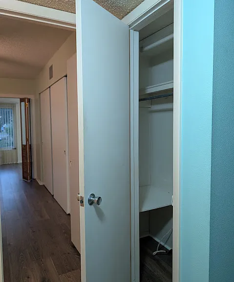 2258 World Parkway Blvd W #10 — Photo 31