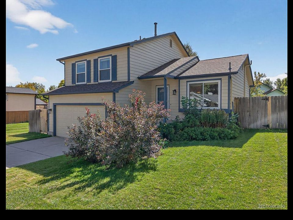 1st image of 250 Cypress Ln