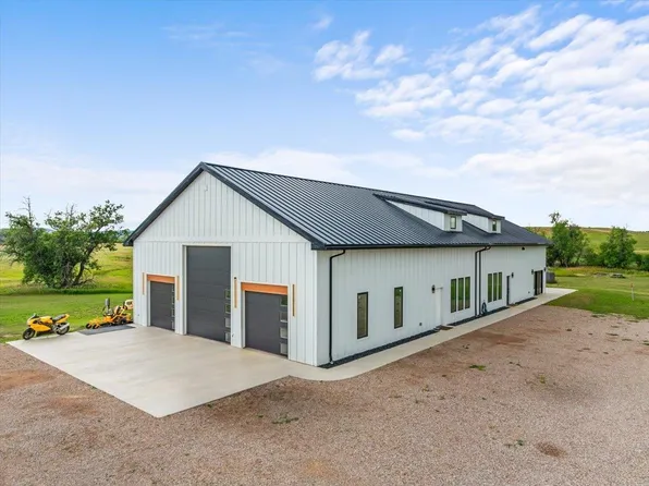 10734 Hay Creek Ln, Belle Fourche, SD 57717