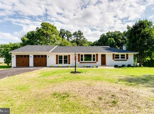 3941 Pricetown Rd, Fleetwood, PA 19522
