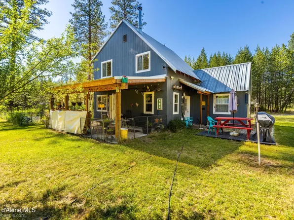 89 Jada Dr, Blanchard, ID 83804