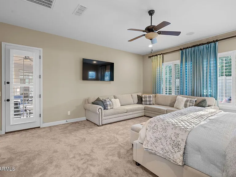3781 E Chestnut Ln — Photo 38