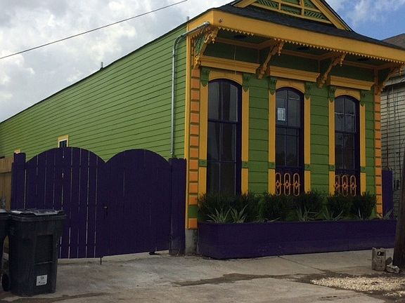 3rd image of 1330 Arts St