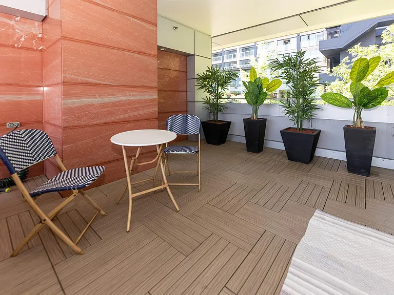 1163 Cordova St W — Photo 28