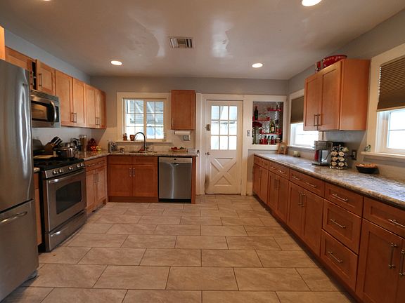 2nd image of 11107 Landale Street