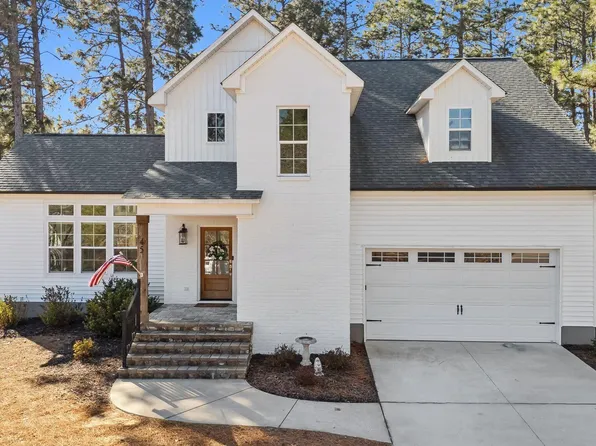 45 Adams Circle, Pinehurst, NC 28374