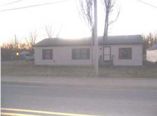 217 S Main St, Tennyson, IN 47637