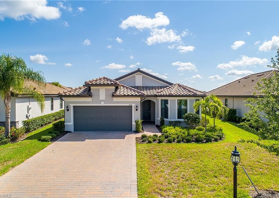 1st image of 19601 Utopia LN