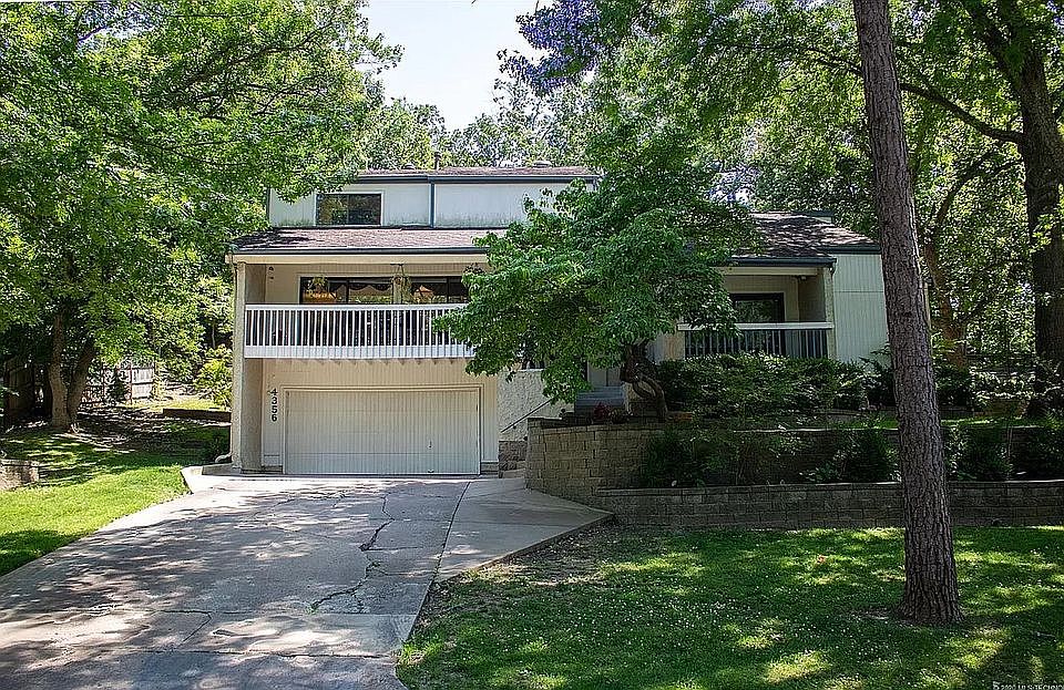 2nd image of 4356 E 74th Pl