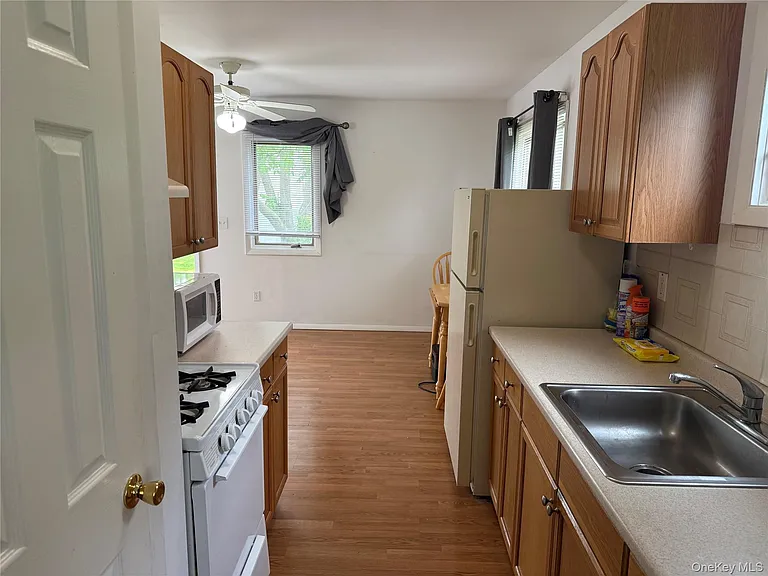 15 Donald St — Photo 12