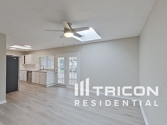 2nd image of 4848 Alta Oaks Ln
