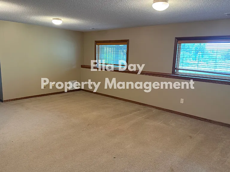 3025 N Triple Creek Dr — Photo 14