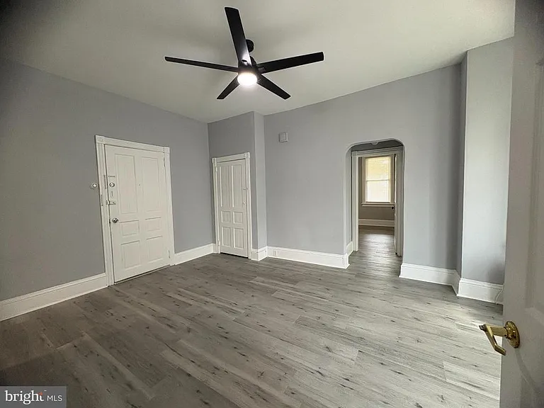735 Morgan Ave #1 — Photo 7