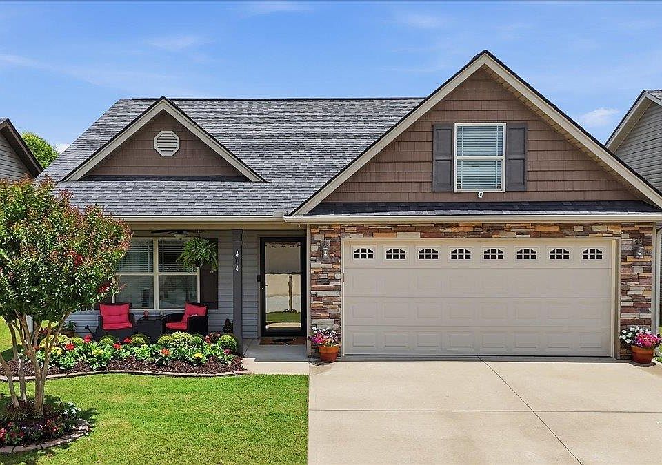 1st image of 414 Aniken Cir