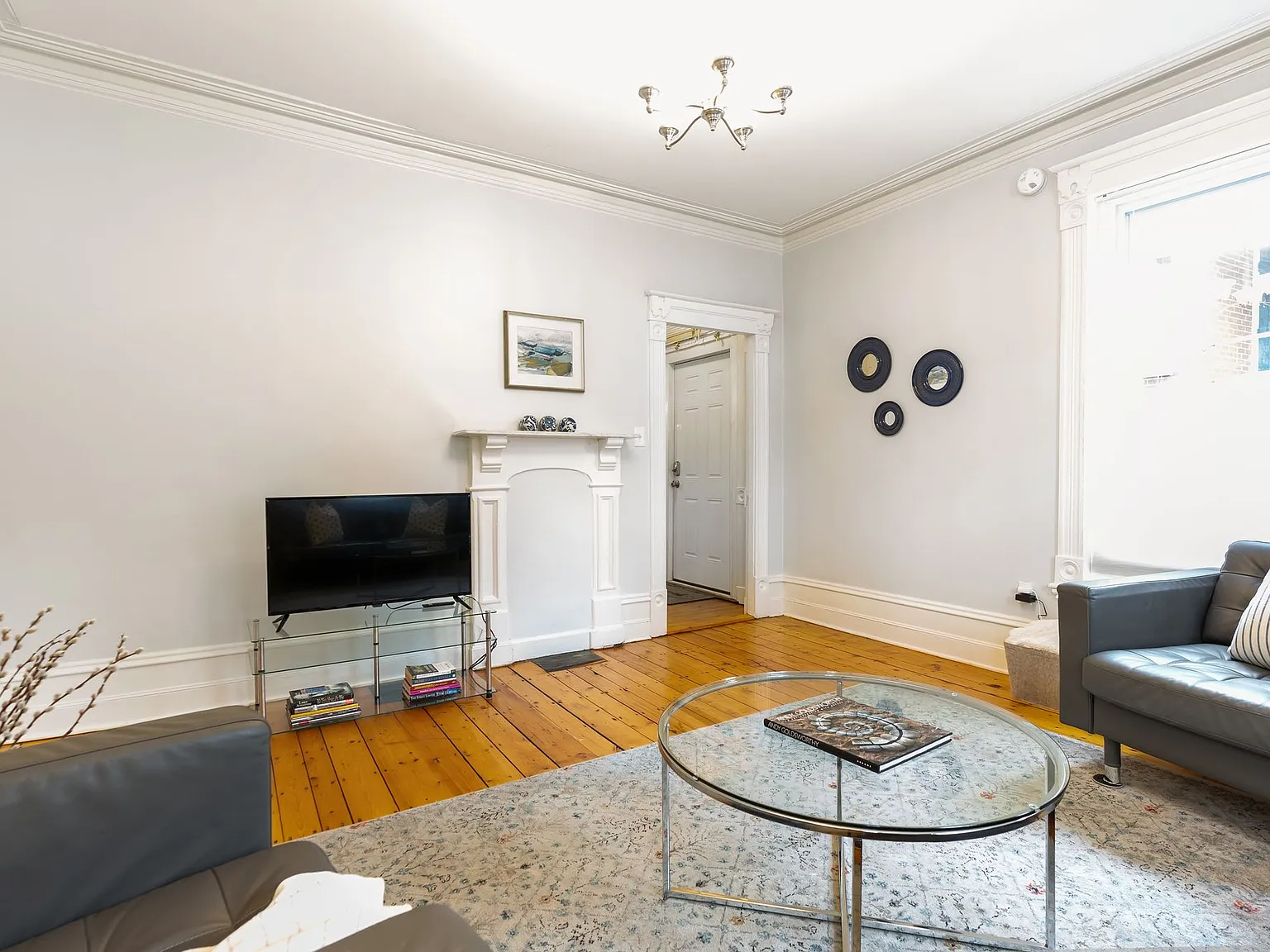 2 bed, 900 sqft, $2,500 — Photo 4