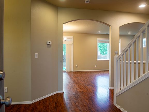 3rd image of 21270 SE Golden Market Ln