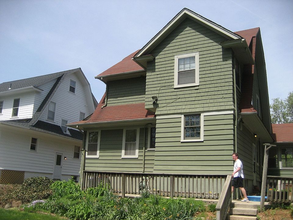 2nd image of 14 Courter Ave