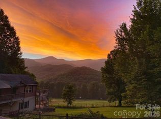 262 Sams Trl, Waynesville, NC 28786