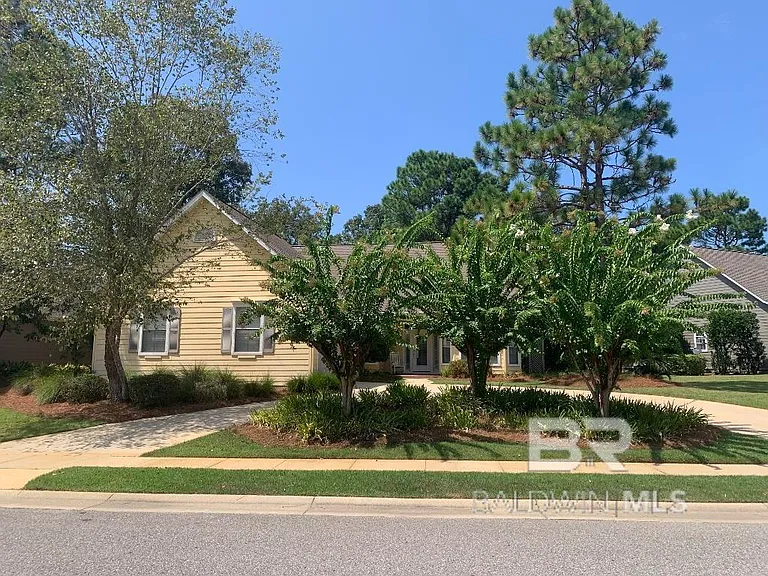 30793 Pine Ct — Photo 2