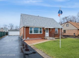 8220 Melvina Ave, Burbank, IL