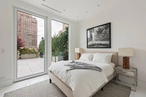 Sold by Nest Seekers International | media 9