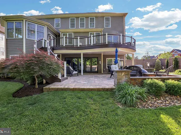 8227 Saint Francis Dr — Photo 34
