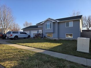 825 E Kevin Dr, Tea, SD 57064