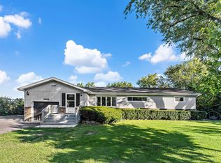 3819 E Lakeview Dr, Kankakee, IL 60901