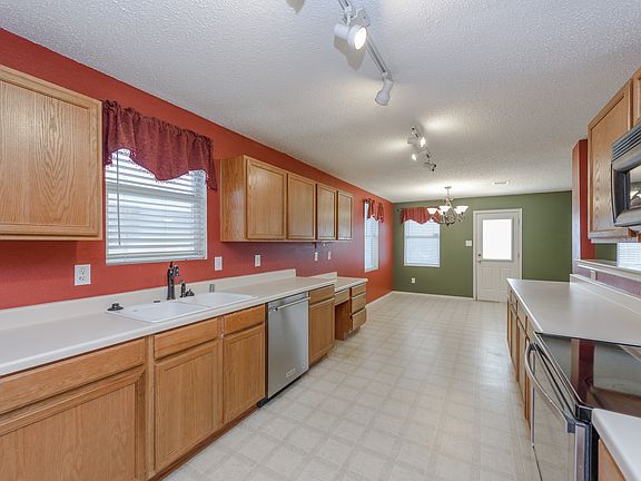 5th image of 3600 Lipizzan Dr