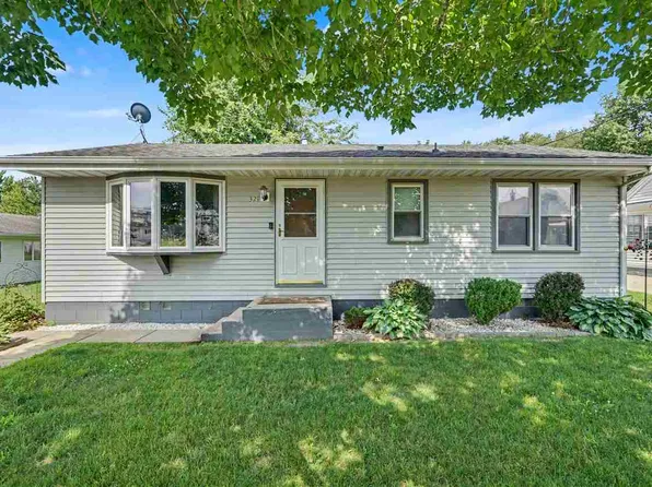 321 Rose Ave SW, Swisher, IA 52338