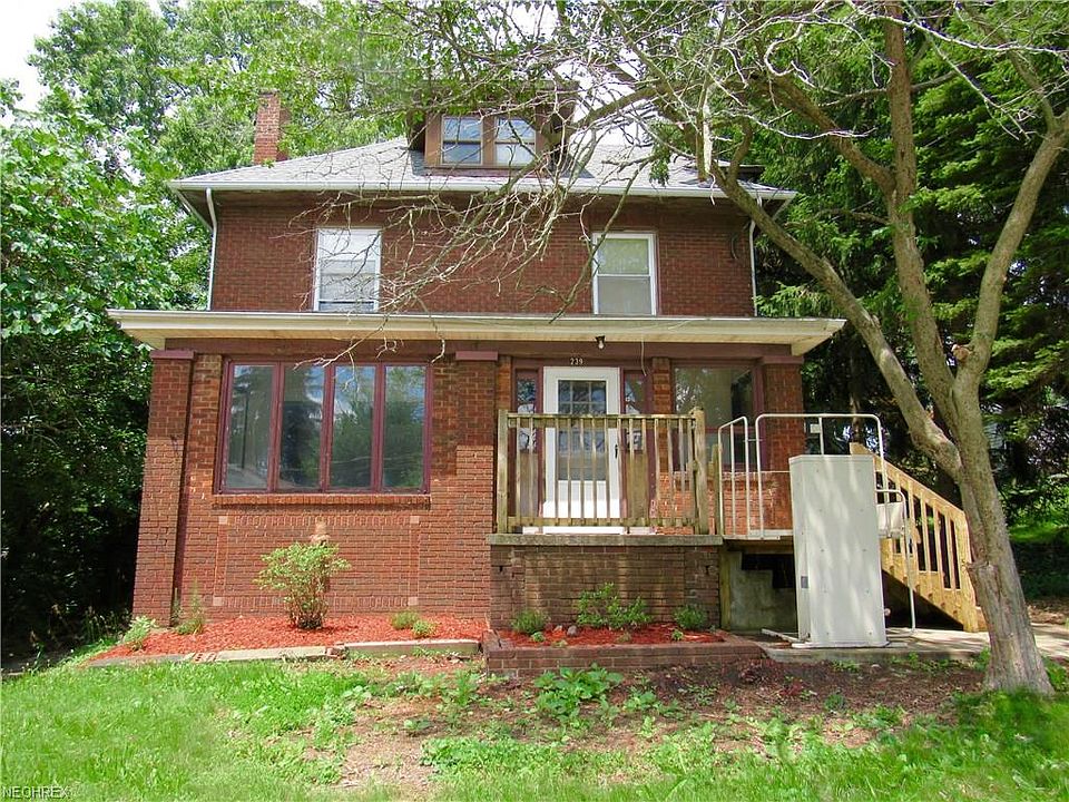 1st image of 239 E Tuscarawas Ave