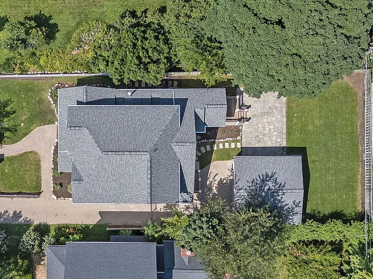 650 W Lincoln St — Photo 45