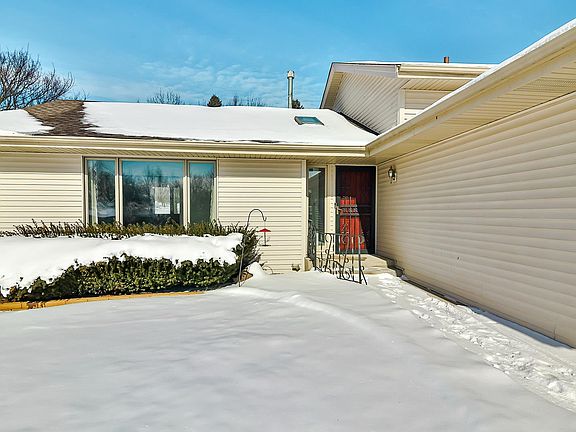 2nd image of 9415 Sagewood Dr