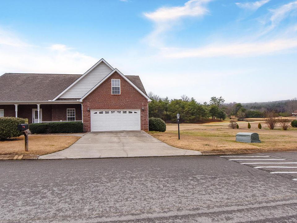 2nd image of 338 Royal Oaks Dr