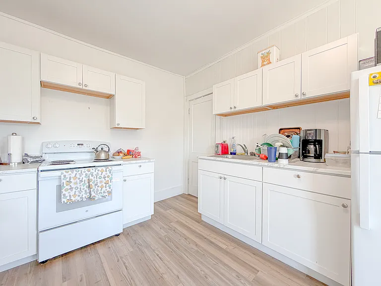 57 Saint Lawrence St #3 — Photo 34