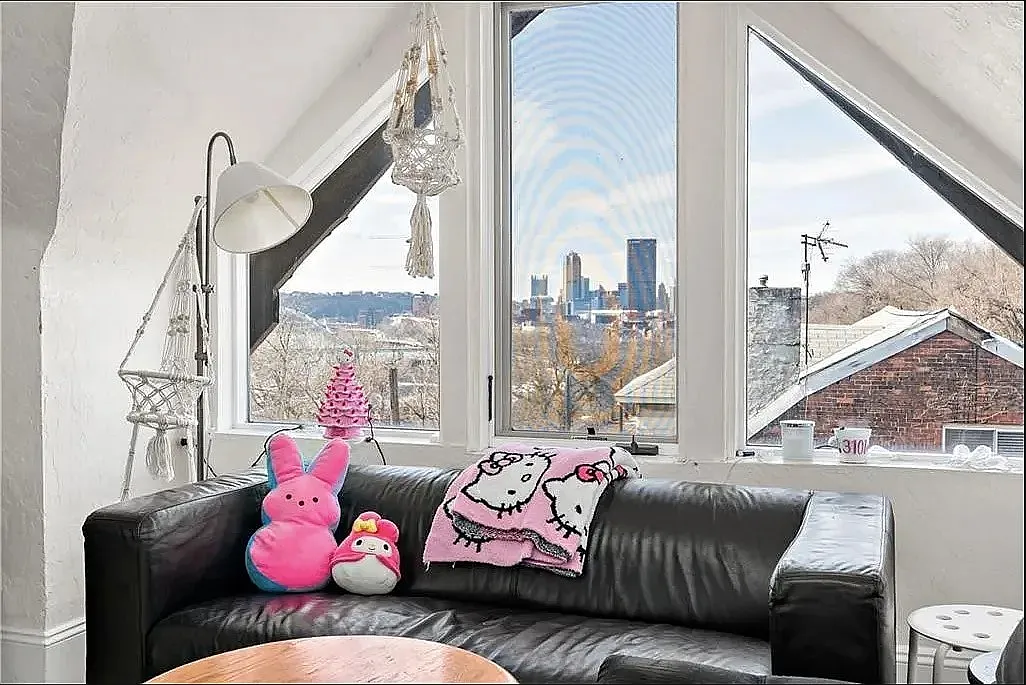 3 bed, 2189 sqft, $1,899 — Photo 3