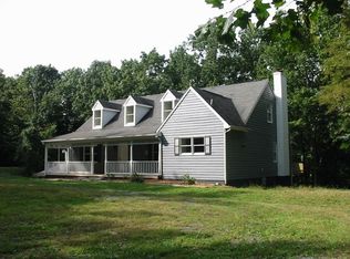 393 Reeds Gap Rd, Lyndhurst, VA 22952