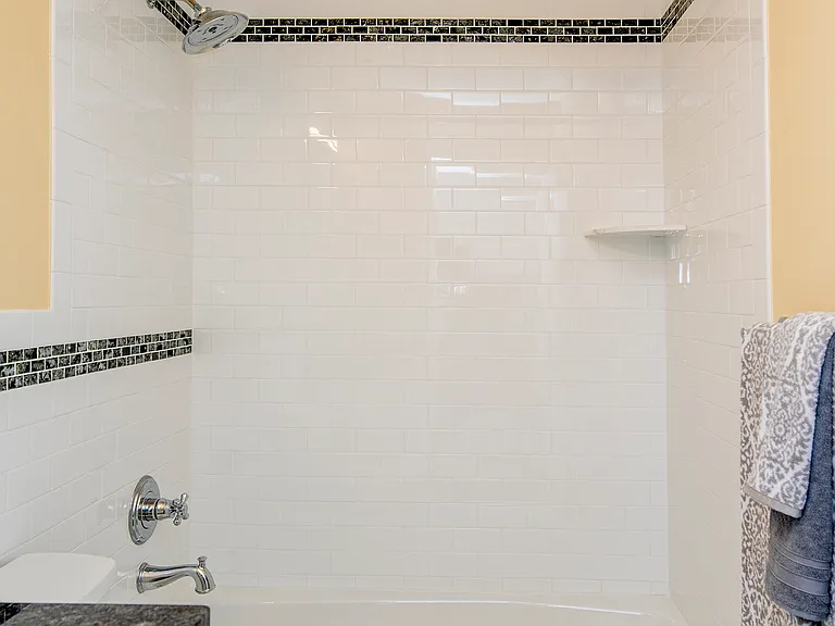 The Fitz Flats — Photo 28