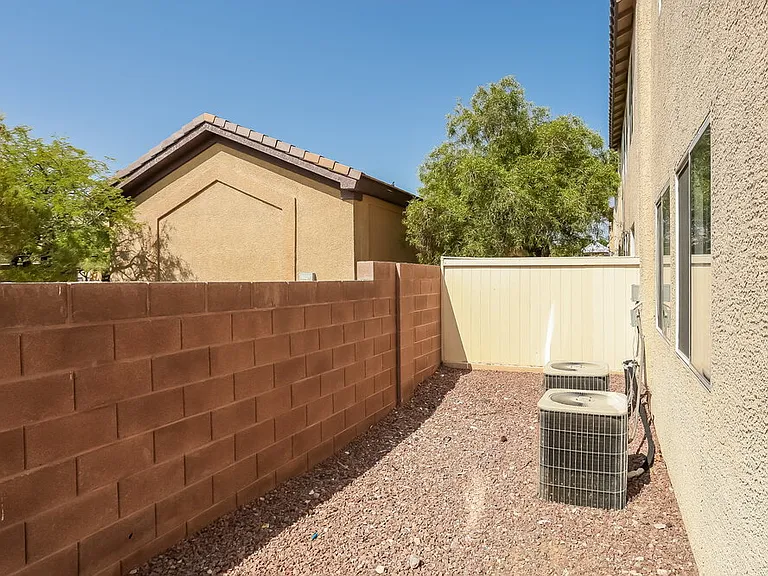 9481 Havasu Canyon Ave — Photo 16