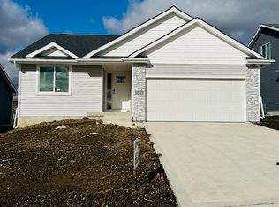 9247 Stillwater Dr, West Des Moines, IA 50266