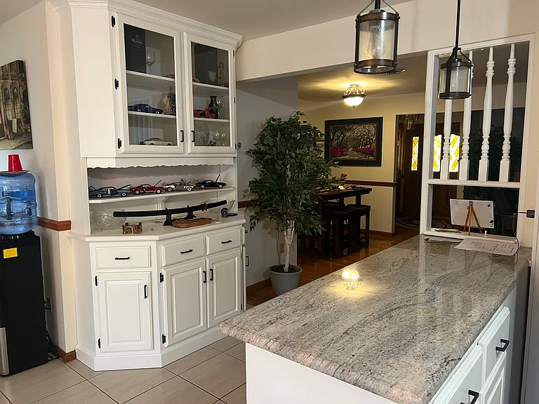342 Suttons Ln — Photo 4
