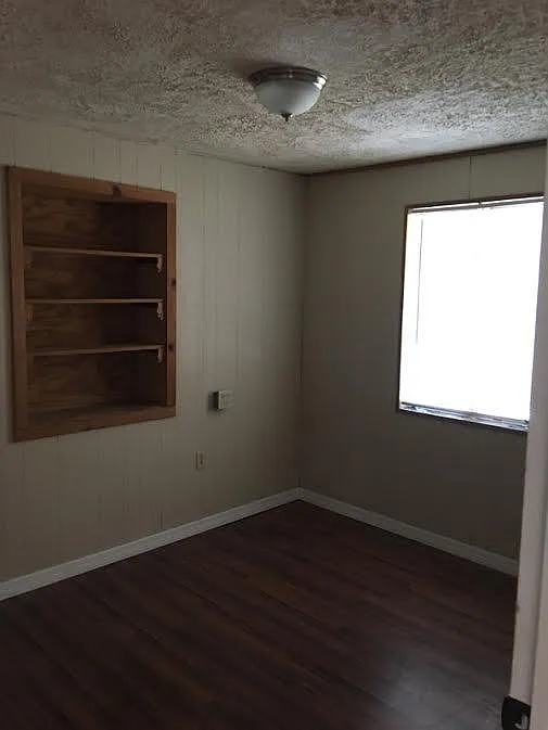 18 Becker Drive — Photo 3