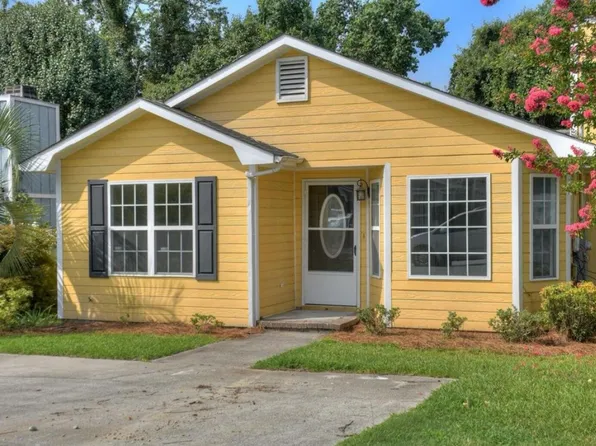 3908 Almon Dr, Martinez, GA 30907