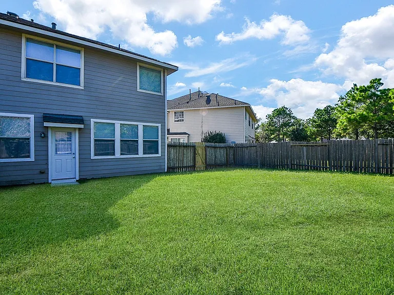 5607 Stonecloud Ln — Photo 48