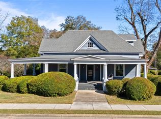 609 Geneva St, Opelika, AL 36801
